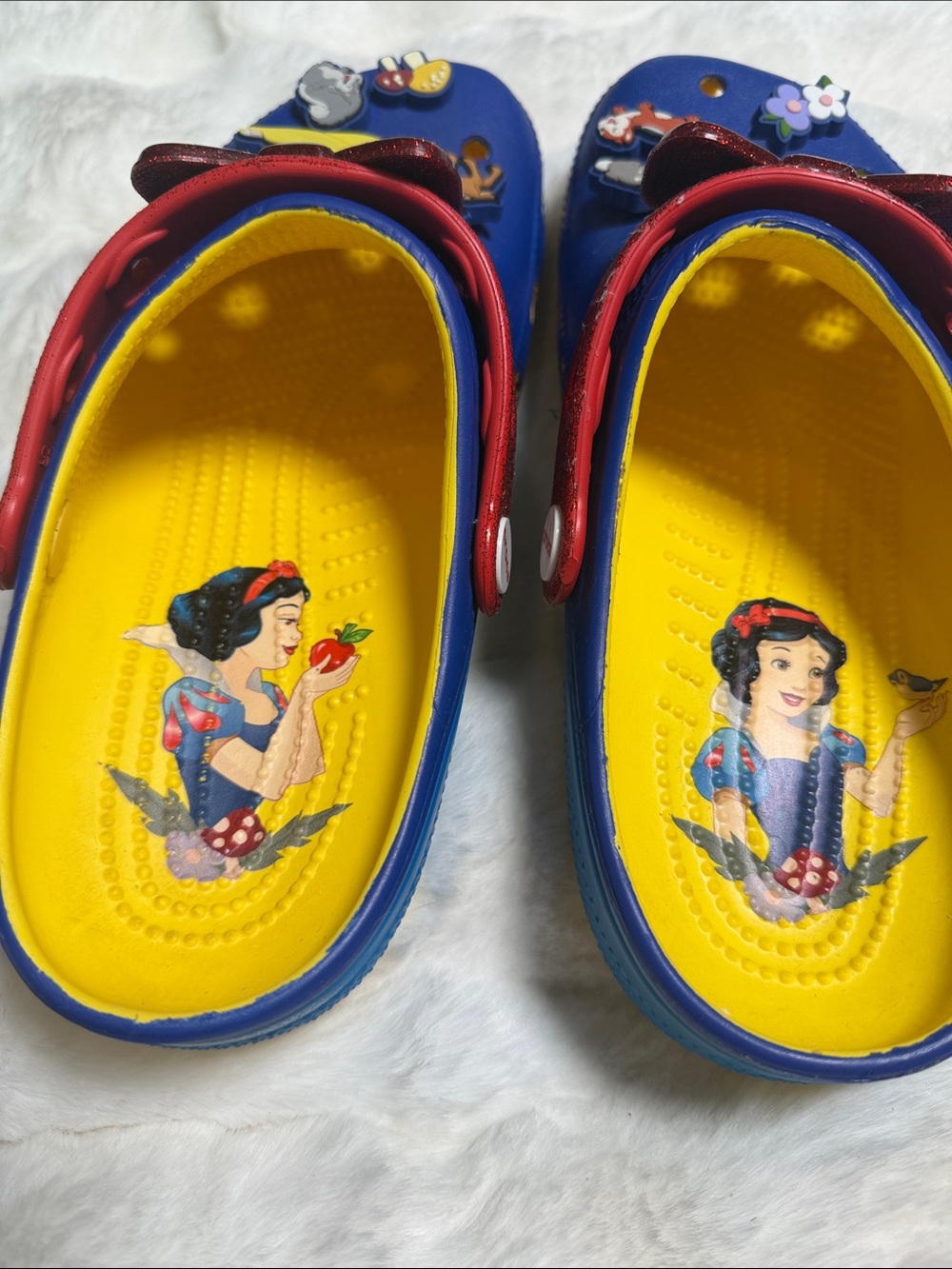 Crocs Disney Snow White - Picture 2 of 7